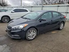 KNAFX4A65G5476643 2016 KIA FORTE