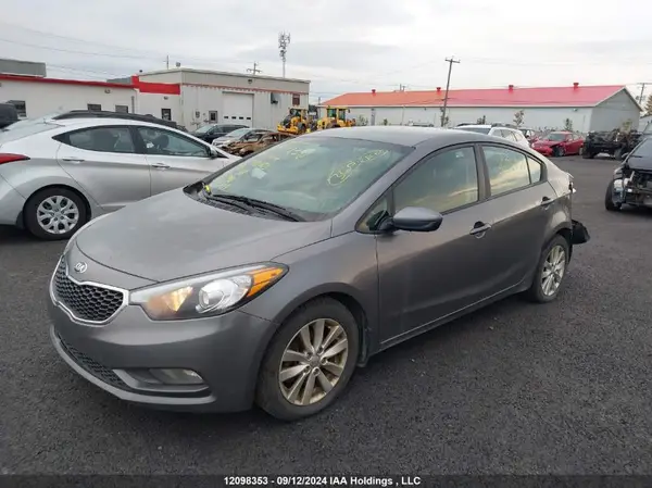 KNAFX4A65G5481163 2016 KIA FORTE - Image 2