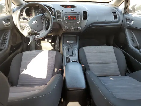 KNAFX4A65G5482278 2016 KIA FORTE - Image 8
