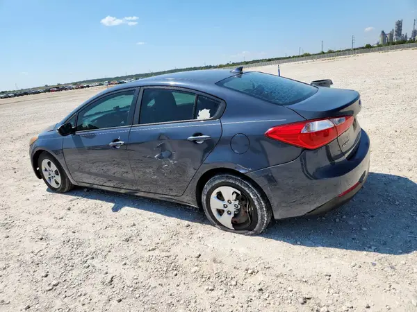 KNAFX4A65G5499923 2016 KIA FORTE - Image 2