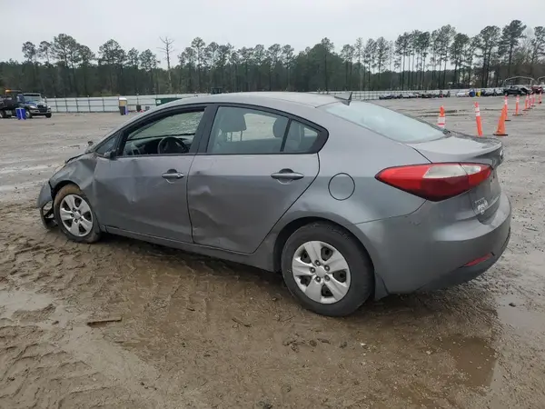 KNAFX4A65G5500911 2016 KIA FORTE - Image 2