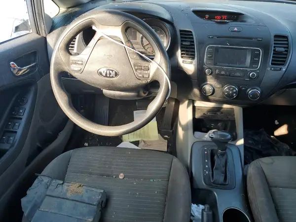KNAFX4A65G5500911 2016 KIA FORTE - Image 8