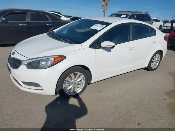 KNAFX4A65G5503386 2016 KIA FORTE - Image 2