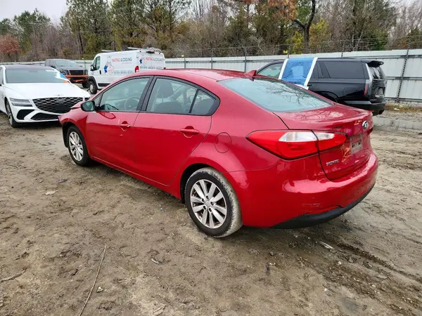 KNAFX4A65G5503761 2016 KIA FORTE - Image 2
