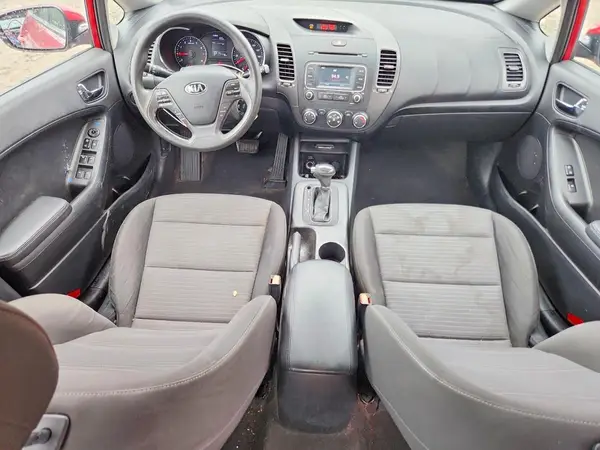 KNAFX4A65G5503761 2016 KIA FORTE - Image 8