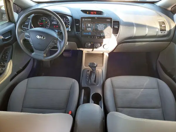 KNAFX4A65G5504277 2016 KIA FORTE - Image 8