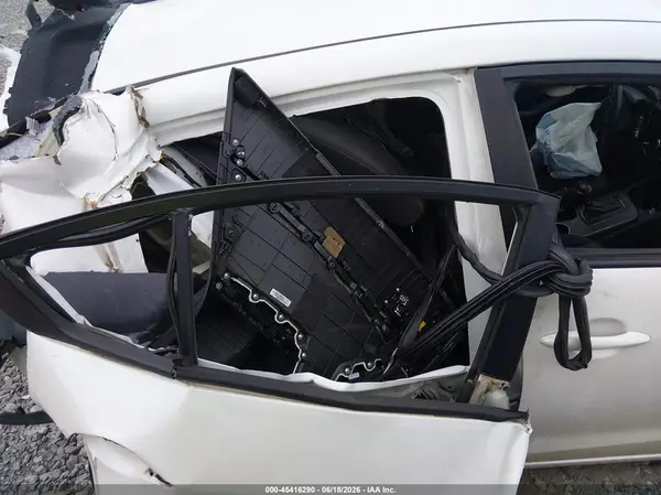 KNAFX4A65G5506787 2016 KIA FORTE - Image 8