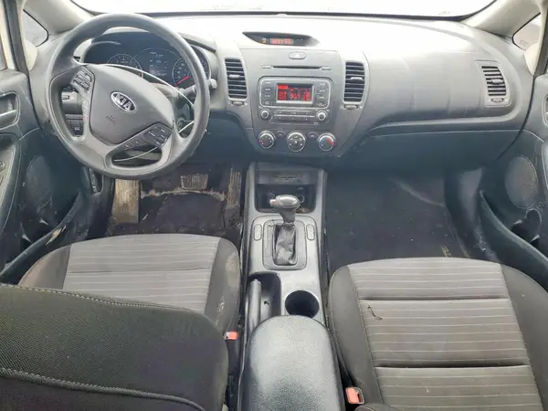 KNAFX4A65G5517286 2016 KIA FORTE - Image 8