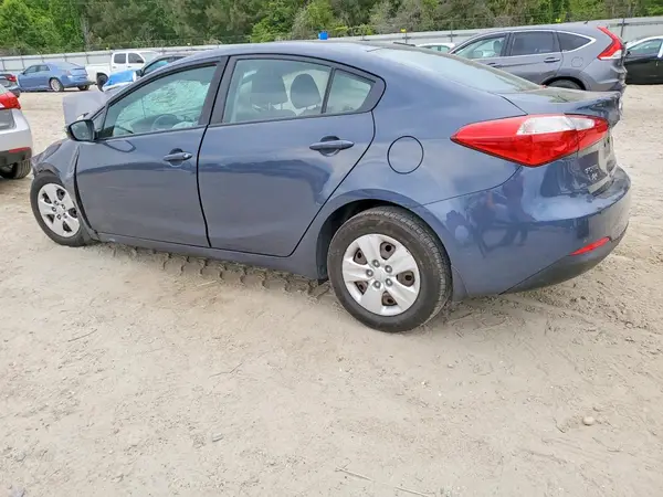KNAFX4A65G5518437 2016 KIA FORTE - Image 2