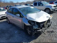 KNAFX4A65G5537344 2016 KIA FORTE