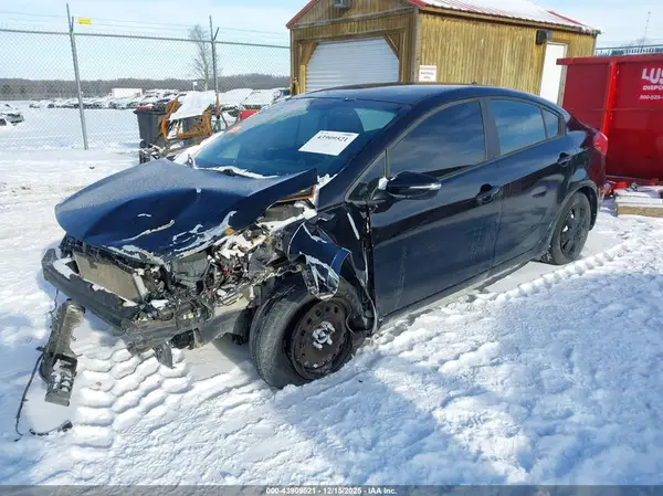 KNAFX4A65G5537909 2016 KIA FORTE - Image 2