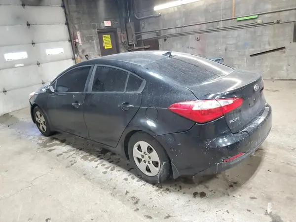 KNAFX4A65G5541345 2016 KIA FORTE - Image 2