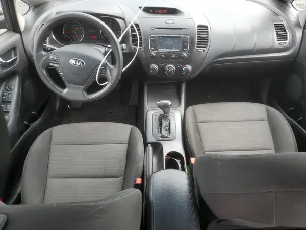 KNAFX4A65G5541653 2016 KIA FORTE - Image 8