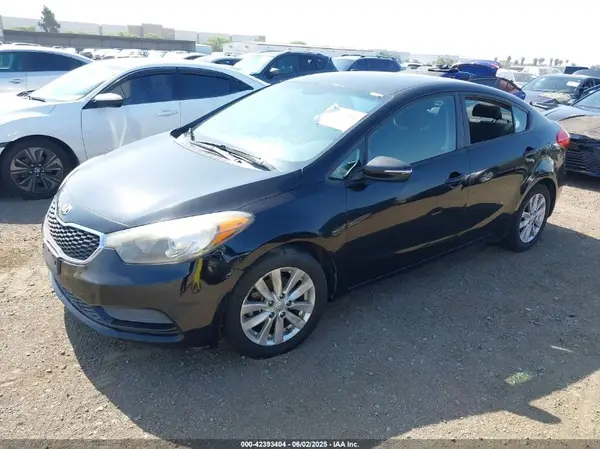 KNAFX4A65G5542673 2016 KIA FORTE - Image 2