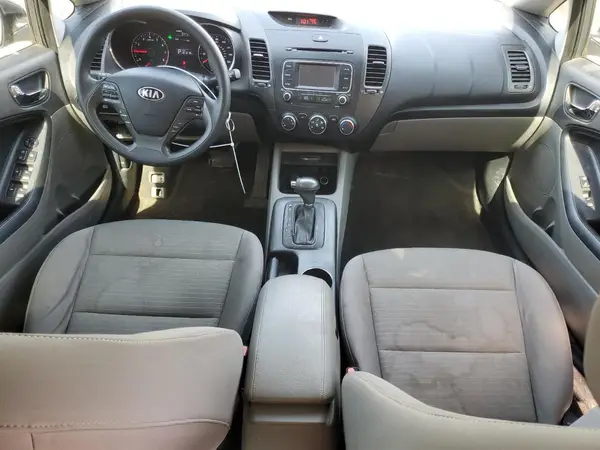 KNAFX4A65G5550949 2016 KIA FORTE - Image 8