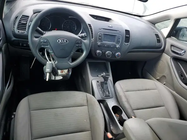 KNAFX4A65G5552457 2016 KIA FORTE - Image 8