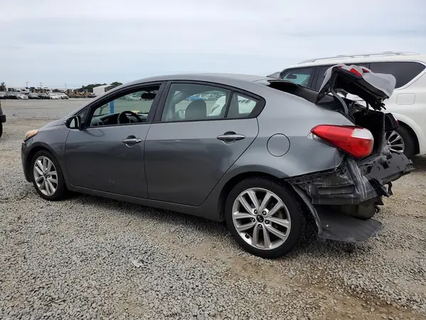 KNAFX4A65G5559375 2016 KIA FORTE - Image 2