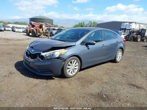 KNAFX4A65G5560171 2016 KIA FORTE - Image 2