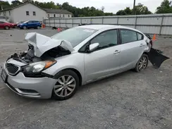 KNAFX4A65G5568982 2016 KIA FORTE