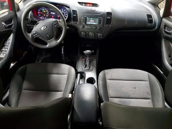 KNAFX4A65G5574121 2016 KIA FORTE - Image 8