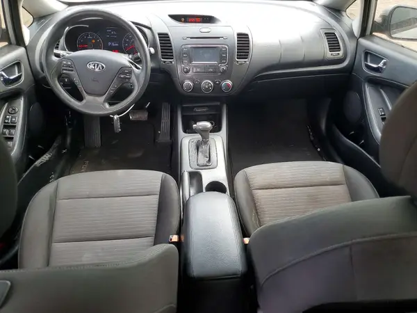 KNAFX4A65G5582333 2016 KIA FORTE - Image 8