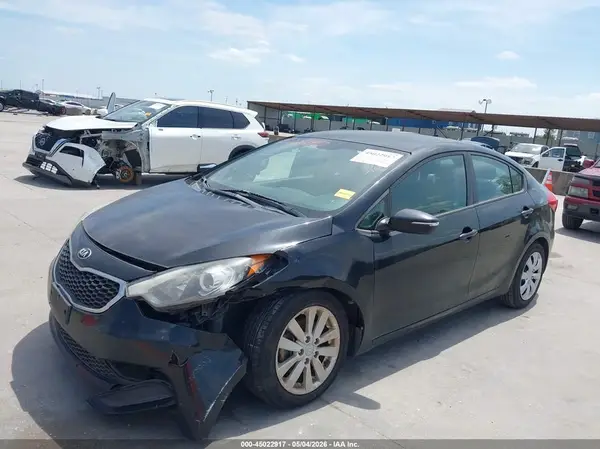 KNAFX4A65G5590559 2016 KIA FORTE - Image 2