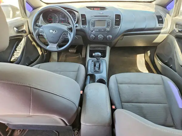 KNAFX4A65G5594899 2016 KIA FORTE - Image 8