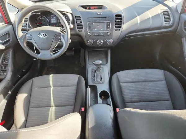 KNAFX4A65G5601723 2016 KIA FORTE - Image 8