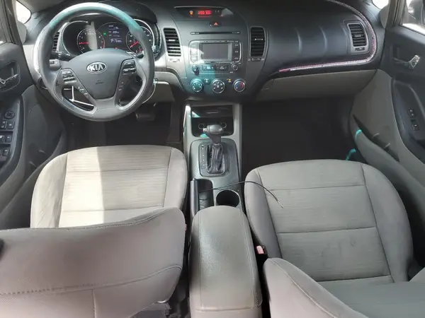 KNAFX4A65G5602533 2016 KIA FORTE - Image 8
