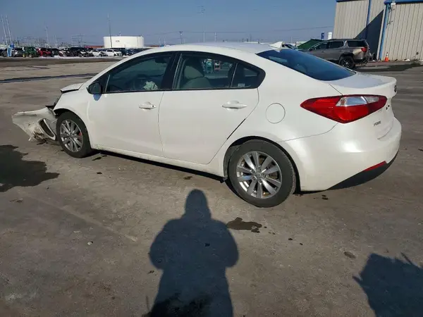 KNAFX4A66G5439309 2016 KIA FORTE - Image 2