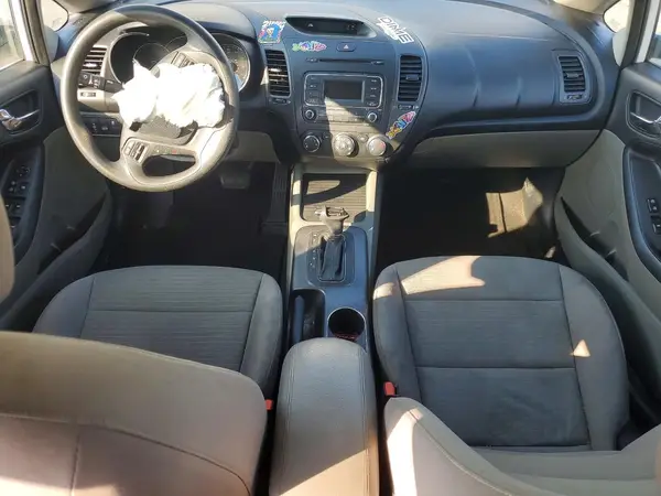 KNAFX4A66G5439309 2016 KIA FORTE - Image 8