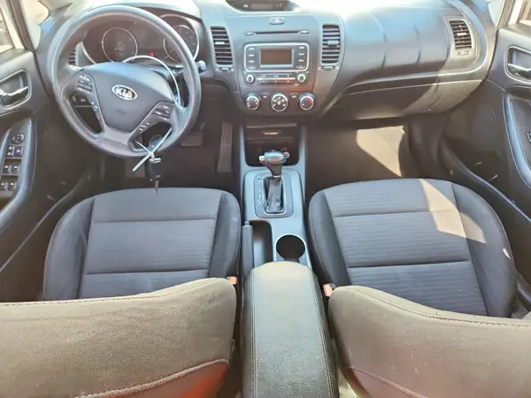 KNAFX4A66G5439939 2016 KIA FORTE - Image 8