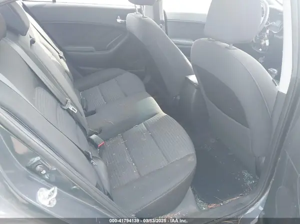 KNAFX4A66G5445286 2016 KIA FORTE - Image 8