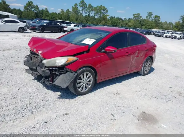 KNAFX4A66G5460872 2016 KIA FORTE - Image 2