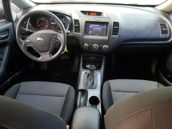 KNAFX4A66G5469619 2016 KIA FORTE - Image 8