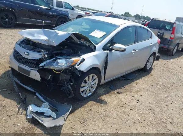 KNAFX4A66G5481401 2016 KIA FORTE - Image 2