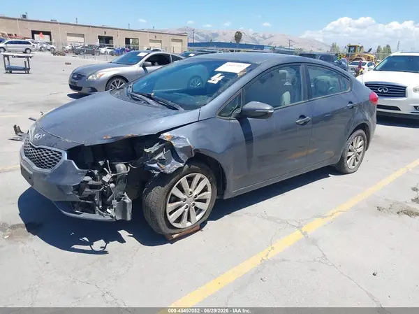 KNAFX4A66G5488851 2016 KIA FORTE - Image 2