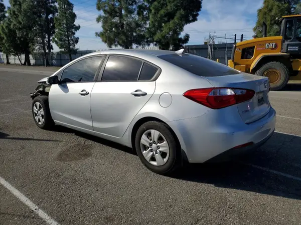 KNAFX4A66G5498201 2016 KIA FORTE - Image 2