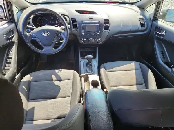 KNAFX4A66G5508113 2016 KIA FORTE - Image 8