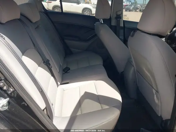 KNAFX4A66G5512288 2016 KIA FORTE - Image 8