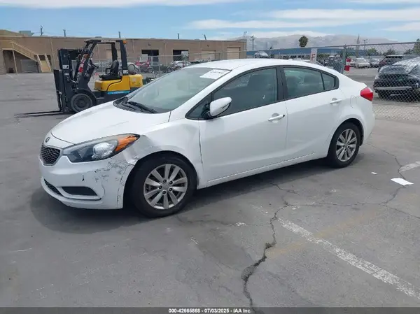 KNAFX4A66G5512419 2016 KIA FORTE - Image 2