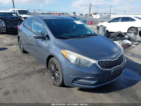 KNAFX4A66G5521296 2016 KIA FORTE - Image 1