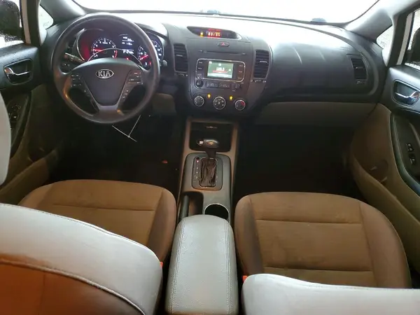 KNAFX4A66G5522500 2016 KIA FORTE - Image 8