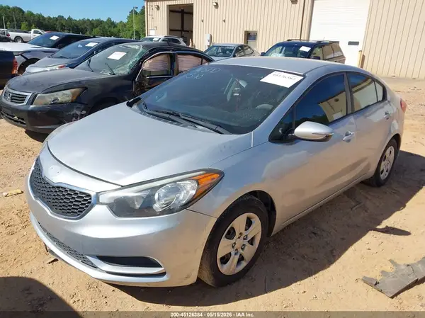 KNAFX4A66G5534081 2016 KIA FORTE - Image 2
