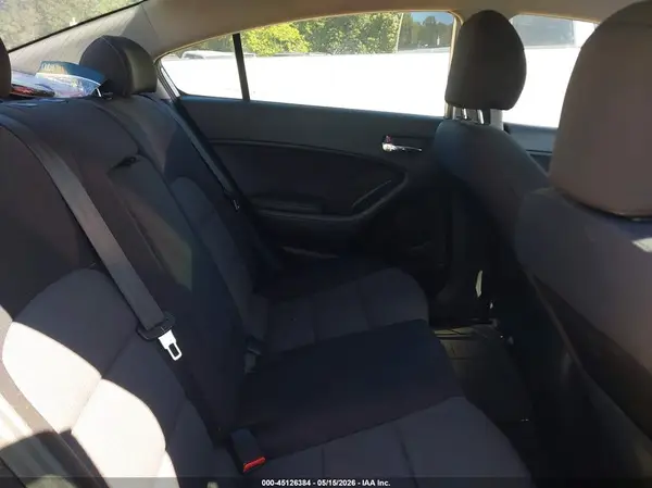 KNAFX4A66G5534081 2016 KIA FORTE - Image 8
