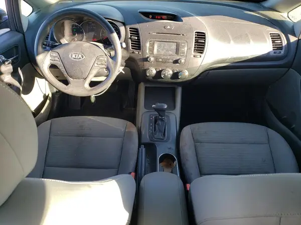 KNAFX4A66G5541418 2016 KIA FORTE - Image 8