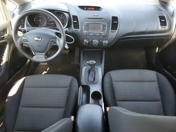 KNAFX4A66G5541659 2016 KIA FORTE - Image 8