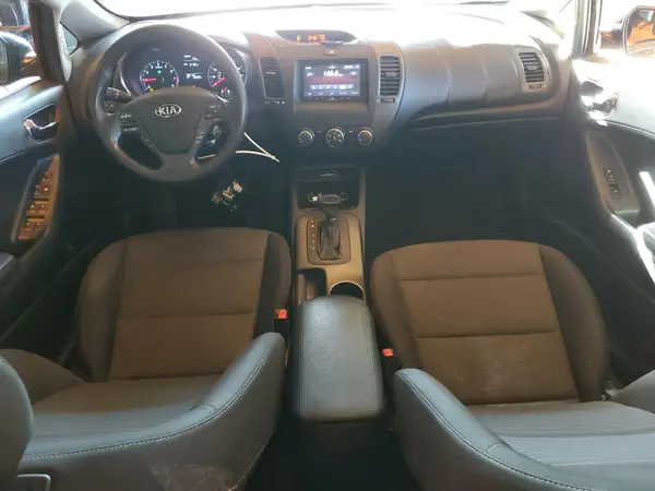 KNAFX4A66G5545775 2016 KIA FORTE - Image 8