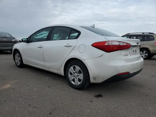KNAFX4A66G5555173 2016 KIA FORTE - Image 2
