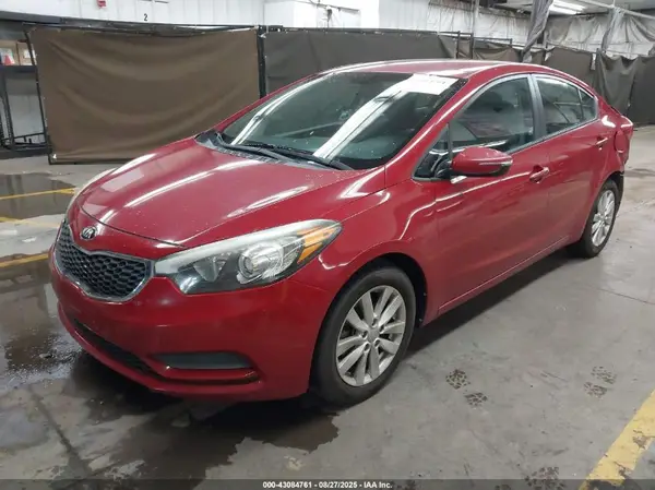 KNAFX4A66G5557893 2016 KIA FORTE - Image 2